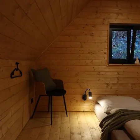 Chalet Cedrus Hradistko (Prague-West)